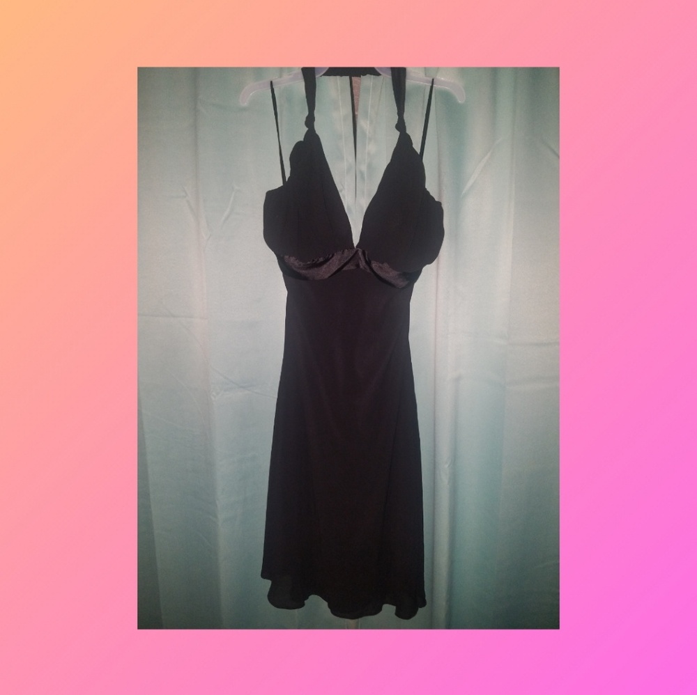 NWT Alyn Paige NY black halter dress knee length